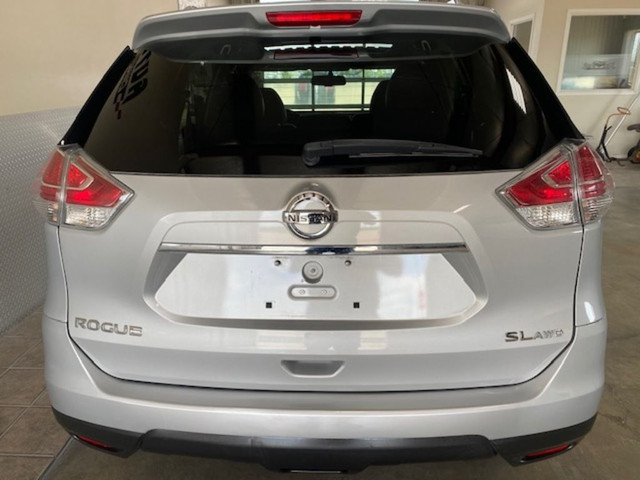 2016 Nissan Rogue AWD 4dr SL Tech / AWD / Low K / Local in Cars & Trucks in Winnipeg - Image 4