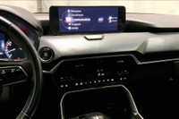 . . . . 3.3 L 6 Cyl Engine Vehicle Options: Leather Interior, Adaptive Cruise Control, Blind Spot Mo... (image 5)