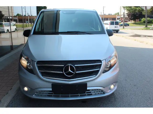 2018 Mercedes-Benz Metris Passenger Van 8 PASSENGERS - LEATHER dans Autos et camions dans Ville de Toronto - Image 13