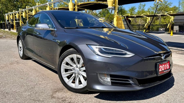 2016 TESLA MODEL S in Cars & Trucks in Barrie - Image 4