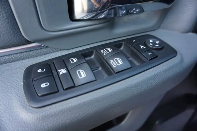 2019 RAM 1500 in Cars & Trucks in Oakville / Halton Region - Image 28