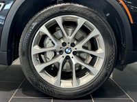 The 2022 BMW X5 xDrive40i combines luxury and performance, featuring a powerful 3.0L turbo engine an... (image 5)