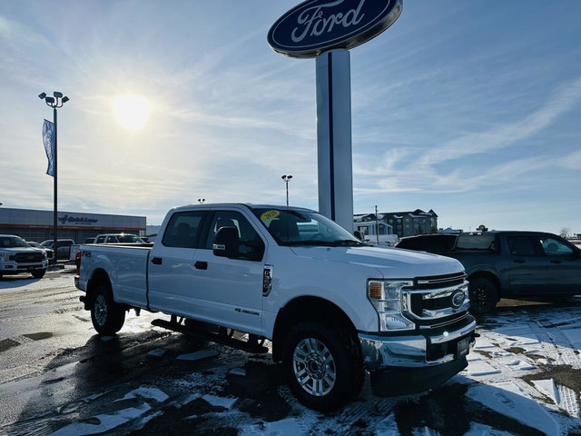 2020 Ford Super Duty F-350 in Cars & Trucks in Edmonton - Image 2