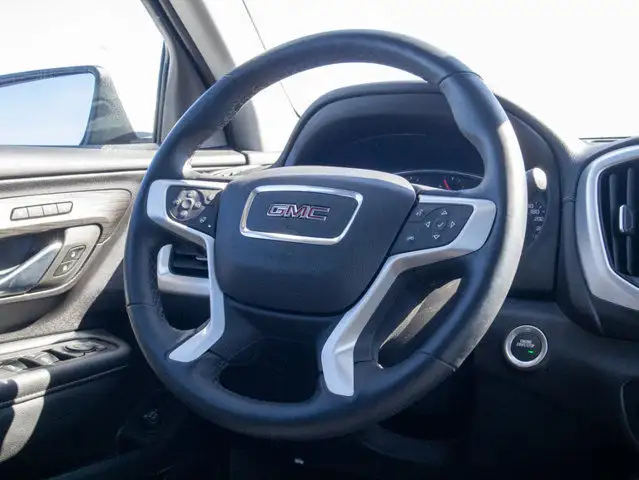 2024 GMC Terrain SLT - Lane Keeping Assist in Cars & Trucks in Belleville - Image 17