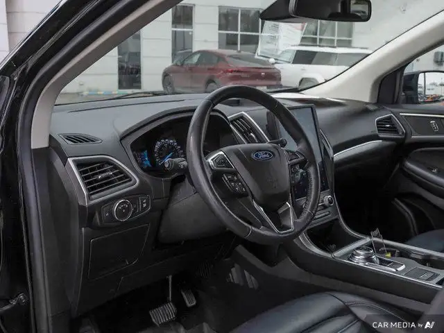 2022 Ford Edge SEL AWD | No Accidents | Rock Deflector in Cars & Trucks in Calgary - Image 18