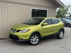 2017 Nissan Qashqai SV FWD 4dr SV CVT