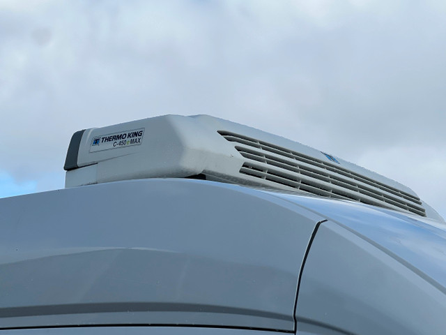 2022 Ford TRANSIT CARGO FORD Transit T-250 XLT- CARGO- REEFER/FR in Cars & Trucks in Oakville / Halton Region - Image 4