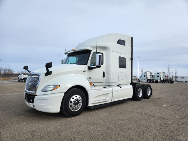 Used - 2020 International LT625 in Heavy Trucks in Red Deer