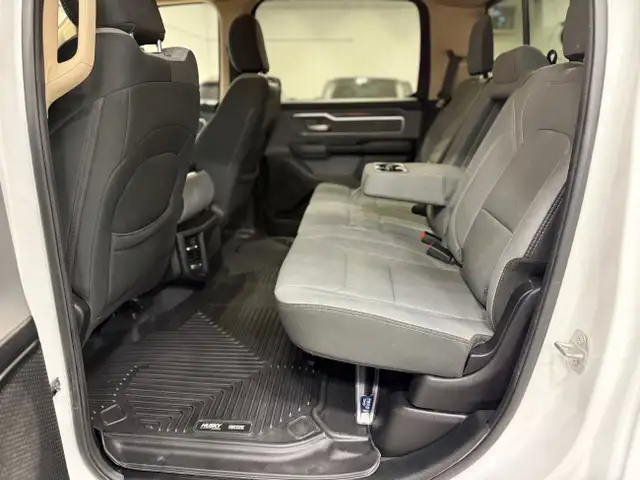 2019 RAM 1500 BIG HORN 4X4 CREW CAB *SAFETIED* *CLEAN TITLE* in Cars & Trucks in Winnipeg - Image 30