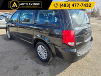 CHECK OUT THIS 2014 DODGE GRAND CARAVAN SE A FAMILY FAVORITE THAT'S READY FOR YOUR NEXT ADVENTURE! W... (image 2)