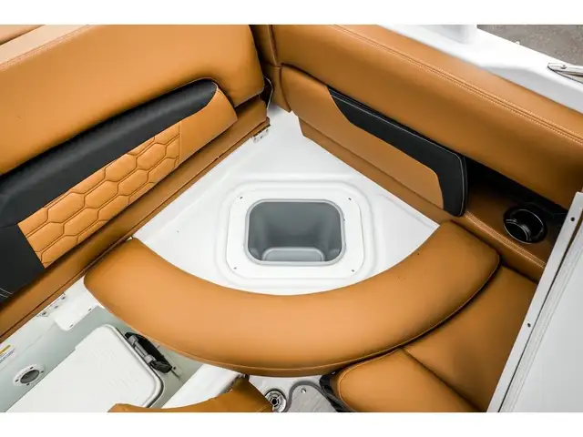 2026 Four Winns HD5 in Powerboats & Motorboats in Québec City - Image 21