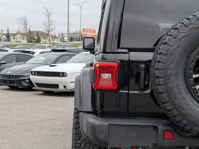 2025 Jeep Wrangler Rubicon X - Off Road Camera - Trailer Tow dans Autos et camions dans Calgary - Image 11