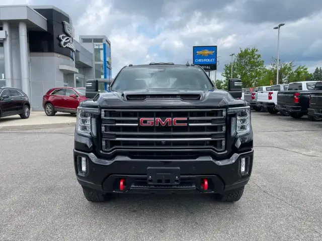 2023 GMC Sierra 2500HD in Cars & Trucks in Oakville / Halton Region - Image 13