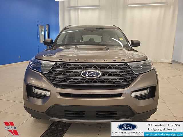 2021 Ford Explorer XLT High Package XLT - AWD - HEATED LEATHER S in Cars & Trucks in Calgary - Image 2