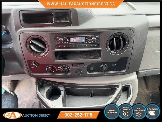 2021 Ford E-350 Cutaway 1 TON CUBE VAN! AC! BLUETOOTH! 16 FOO... in Cars & Trucks in Bedford - Image 13