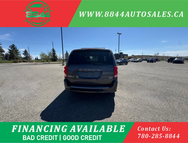 2018 Dodge Grand Caravan Crew LEATHER, SUNROOF, BACK UP CAMERA,  in Cars & Trucks in Calgary - Image 3