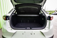 This 2021 Mazda CX-3 is for sale today. This SUV has 81,814 kms. It's grey in colour . It has a 6 sp... (image 7)