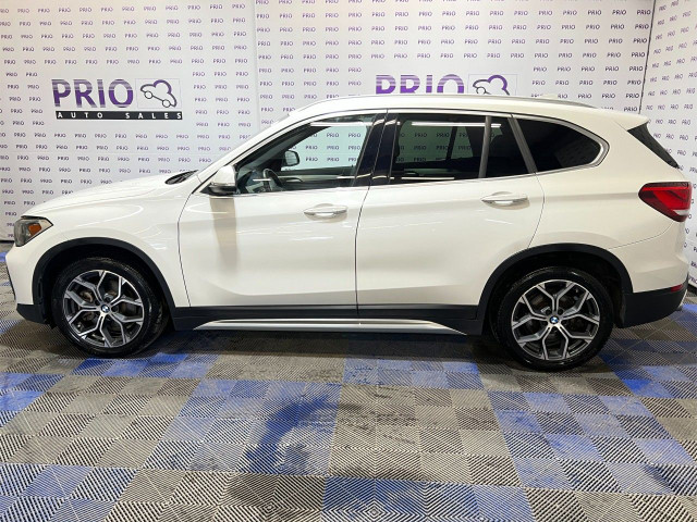 2021 BMW X1 in Cars & Trucks in Ottawa - Image 2
