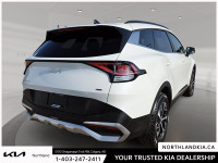 2024 Kia Sportage EX Odometer is 6259 kilometers below market average! Ready for anything, from the... (image 3)