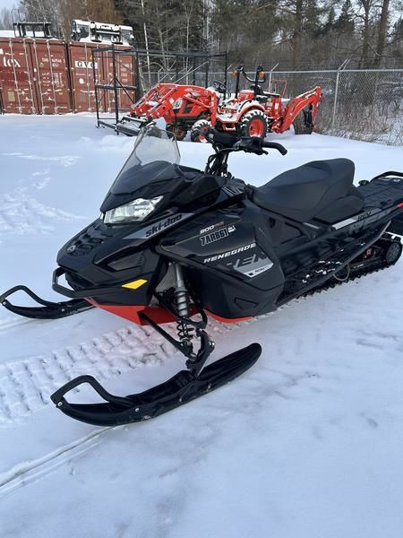 2019 Ski-Doo Renegade Adrenaline 900 ACE in Snowmobiles in Sault Ste. Marie