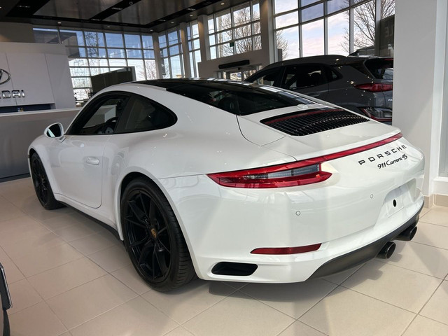  2018 Porsche 911 Carrera 4S Coupe in Cars & Trucks in City of Toronto - Image 2