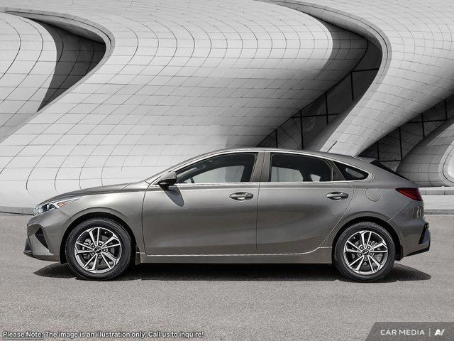 2024 Kia Forte5 EX in Cars & Trucks in London - Image 3