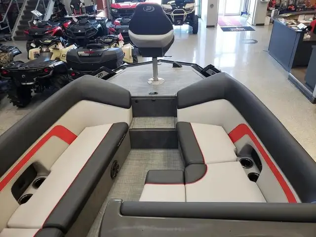2023 Princecraft Ventura 23 RL in Powerboats & Motorboats in Saskatoon - Image 10
