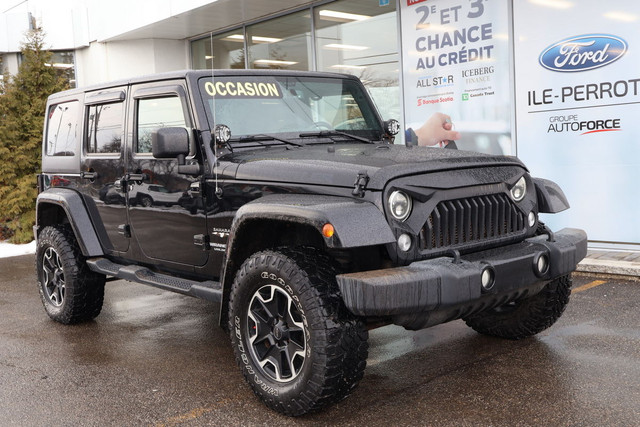 2016 Jeep Wrangler Unlimited Sahara // 2 TOITS // SEULEMENT 9271 in Cars & Trucks in City of Montréal - Image 2