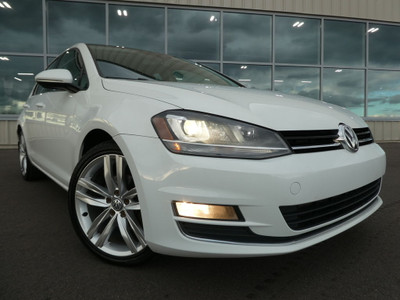 2016 Volkswagen Golf Highline, Leather, Sunroof, Low KM's