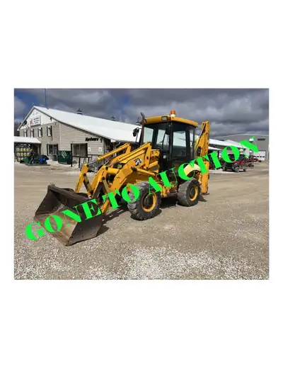 2007 JCB 2CX Backhoe is powered by a 69hp turbo diesel, 4X4 and 4-speed transmission. Front hydrauli...