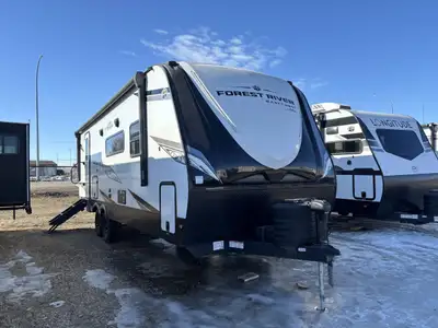 Looking for a trailer that steals the spotlight no matter where you are? The one everyone stares at...