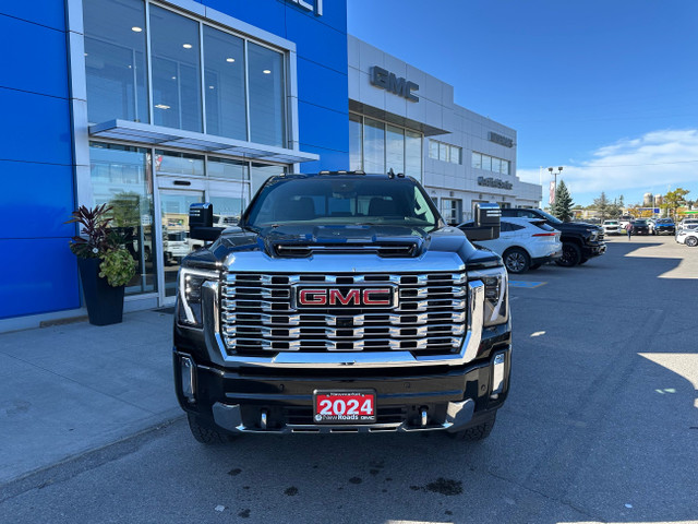 2024 GMC Sierra 2500HD Denali DURAMAX! LOADED AND PRICED TO MOVE in Cars & Trucks in Markham / York Region - Image 2