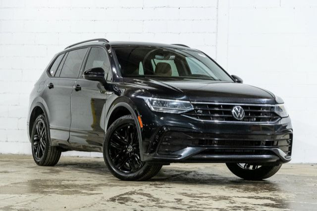 2022 Volkswagen Tiguan Comfortline R-Line Black Edition dans Autos et camions  à Ville de Montréal