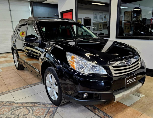2011 Subaru Outback Sunroof/Bluetooth/All Wheel Drive in Cars & Trucks in City of Toronto - Image 4