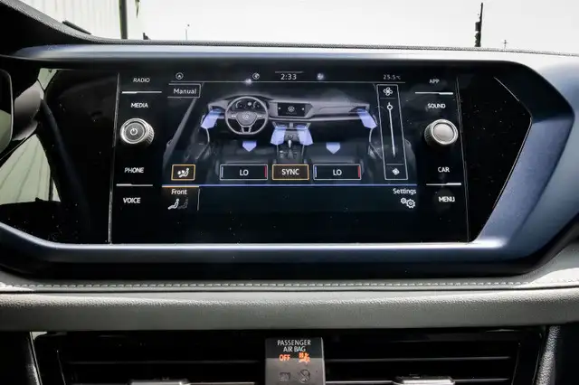 2024 Volkswagen Taos Comfortline • SUNROOF • HEATED SEATS in Cars & Trucks in Kingston - Image 23