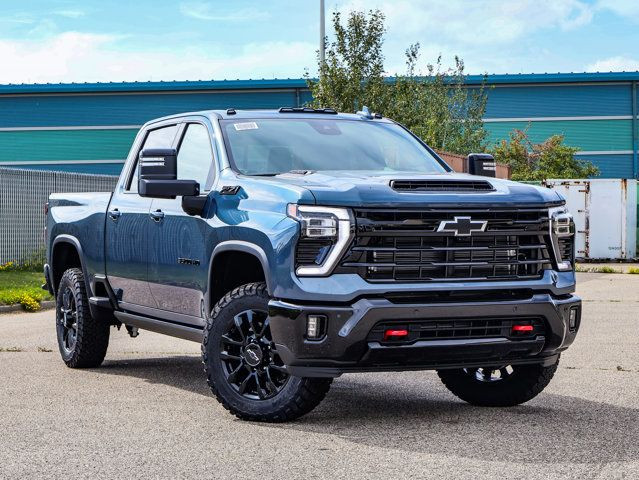 2025 Chevrolet Silverado 3500HD LTZ in Cars & Trucks in Strathcona County - Image 2