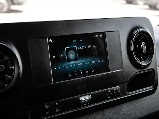 2019 Mercedes-Benz Sprinter 2500 in Cars & Trucks in Mississauga / Peel Region - Image 16