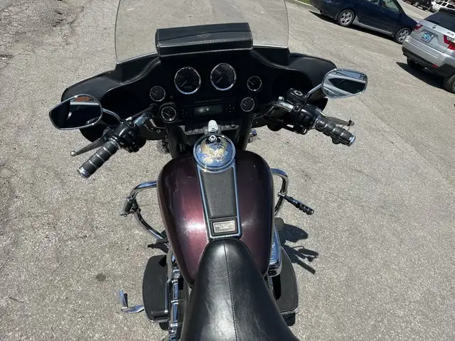 2007 Harley-Davidson Electra Glide Classic ~ ELECTRA GLIDE CLASS in Sport Touring in City of Toronto - Image 22
