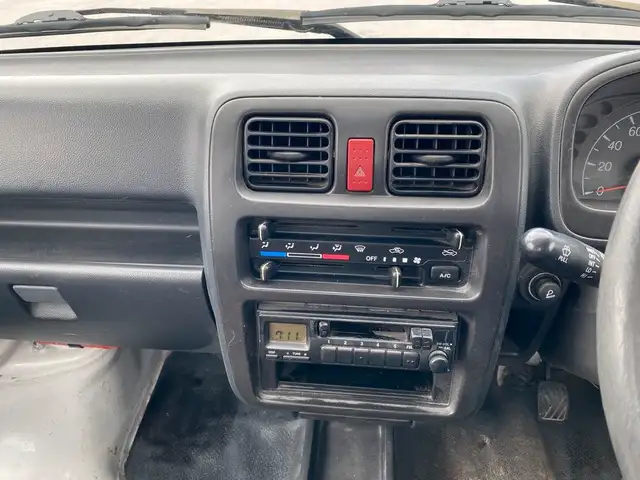 2005 Suzuki Carry Mini Truck in Cars & Trucks in Belleville - Image 12