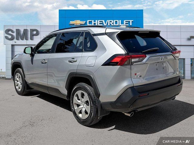 2021 Toyota RAV4 LE | AWD | Heated Seats | Back Up Cam in Cars & Trucks in Saskatoon - Image 4