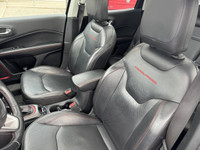 Adventure-ready and built to take on any terrain, this 2018 Jeep Compass Trailhawk 4x4 is the ultima... (image 9)