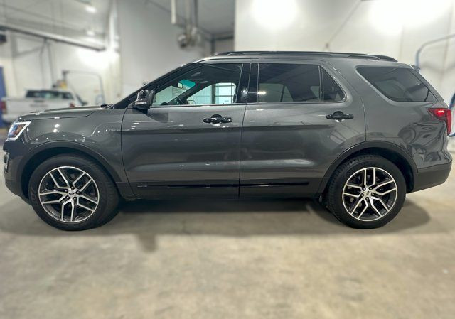 2016 Ford Explorer Sport in Cars & Trucks in Lloydminster - Image 3
