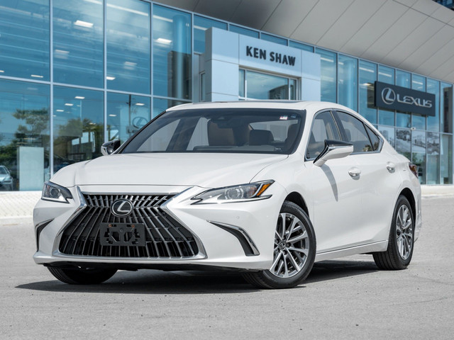2022 Lexus ES 350 in Cars & Trucks in City of Toronto - Image 2