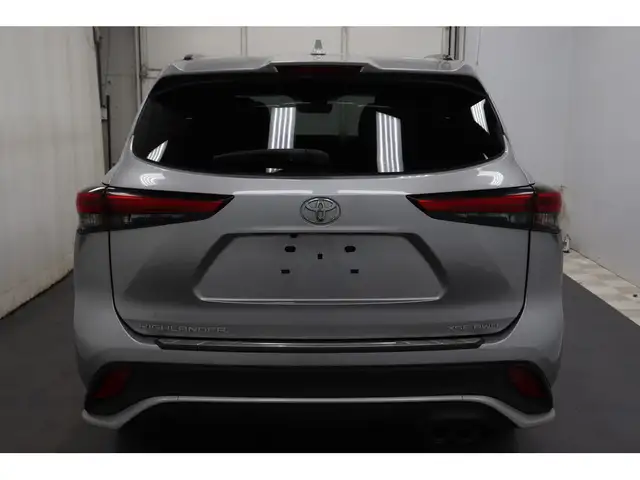 2022 Toyota Highlander XSE 3.5L, CARPLAY, 7 PASSAGERS, CUIR, TOI in Cars & Trucks in Longueuil / South Shore - Image 7