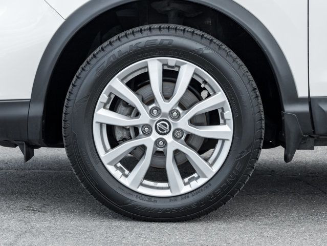 2020 Nissan Qashqai SV | Clean Carfax | One Owner in Cars & Trucks in Hamilton - Image 4