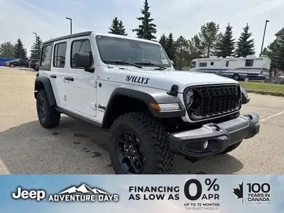 This Jeep Wrangler boasts a Regular Unleaded V-6 3.6 L/220 engine powering this Automatic transmissi...
