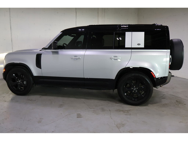 2022 Land Rover Defender 110 X-DYNAMIC SE AWD | CLEAN CARFAX in Cars & Trucks in City of Toronto - Image 3