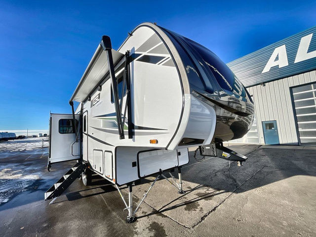 2024 Starcraft GSL 244RLS in Travel Trailers & Campers in Calgary