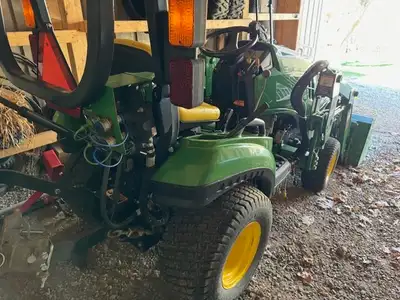 2016 John Deere 1023E, View more