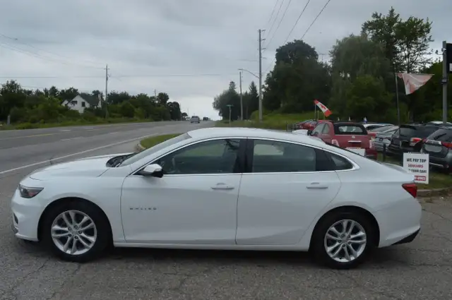 2018 Chevrolet Malibu 4dr Sdn Hybrid w/1HY in Cars & Trucks in Markham / York Region - Image 3